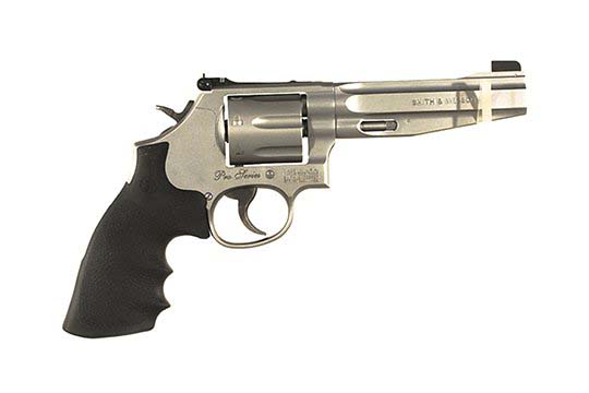 Smith & Wesson L Frame (Medium-Large) 686 Pro .357 Mag.  Revolver UPC 22188780383